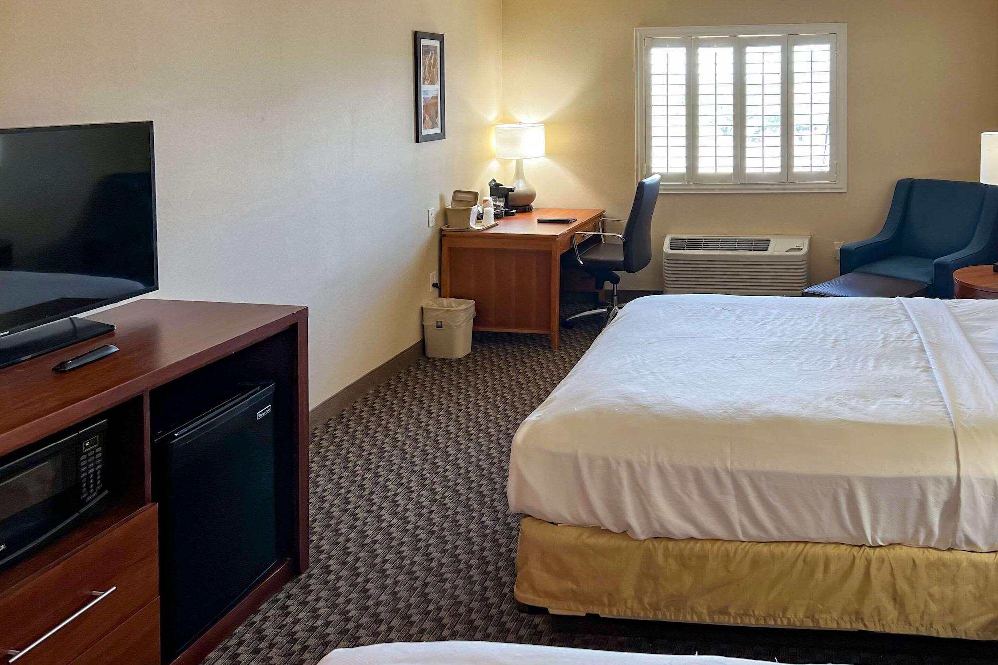 Comfort Inn And Suites Thatcher Экстерьер фото