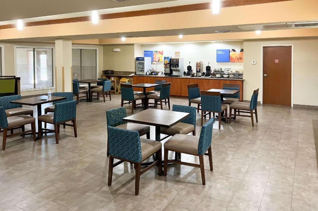 Comfort Inn And Suites Thatcher Экстерьер фото